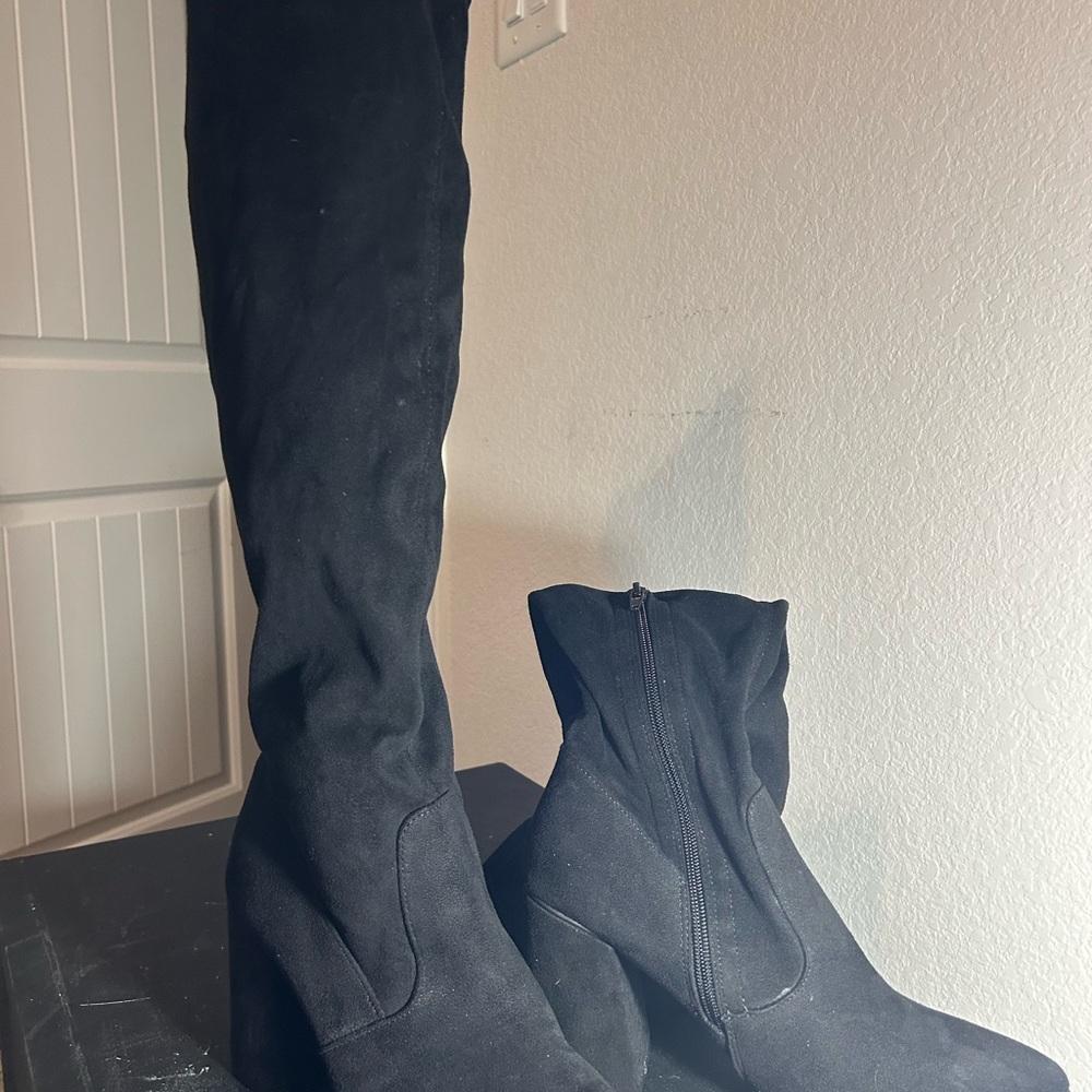 Elegant Black Women's Boots